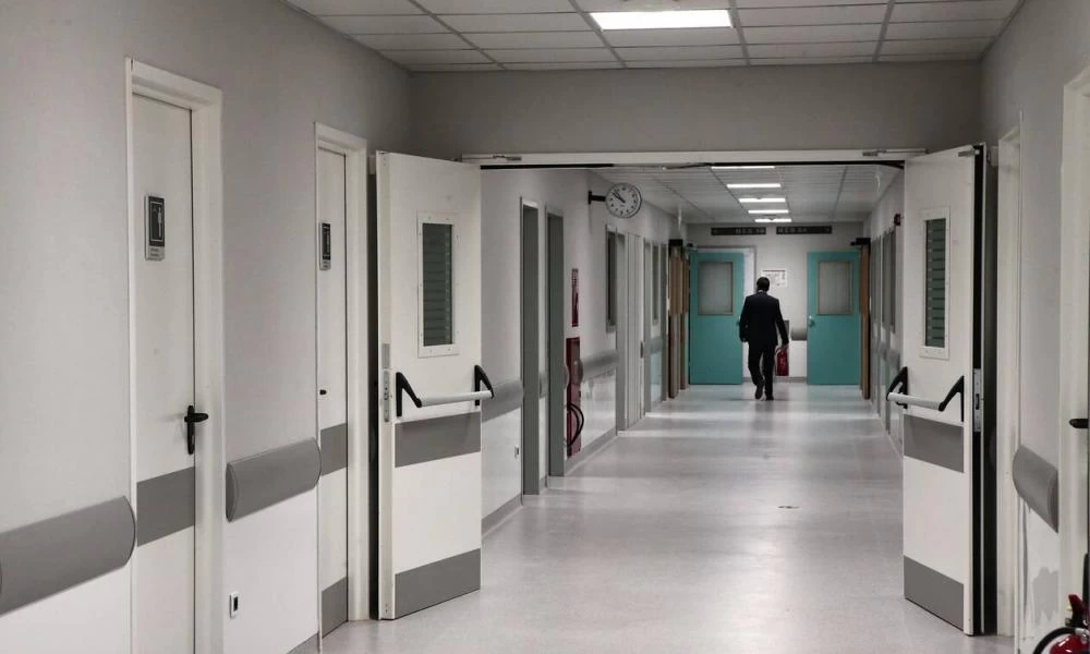 Ιατροδικαστής: Υπάρχουν ενδείξεις ότι η μετάδοση του κορονοϊού γίνεται και μεταθανάτια